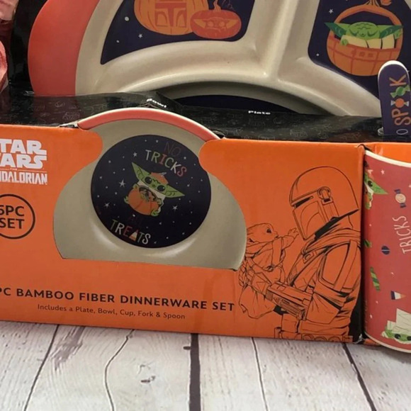 Disney Star wars mandalorian baby yoda kids plate set halloween - Picture 3 of 6